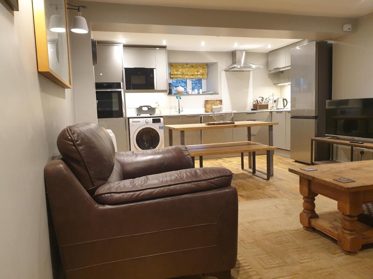 No8 3 Bed Cottage Winter Deals Offered 3 Nights Or More Nov-Mar Backbarrow Bilik gambar