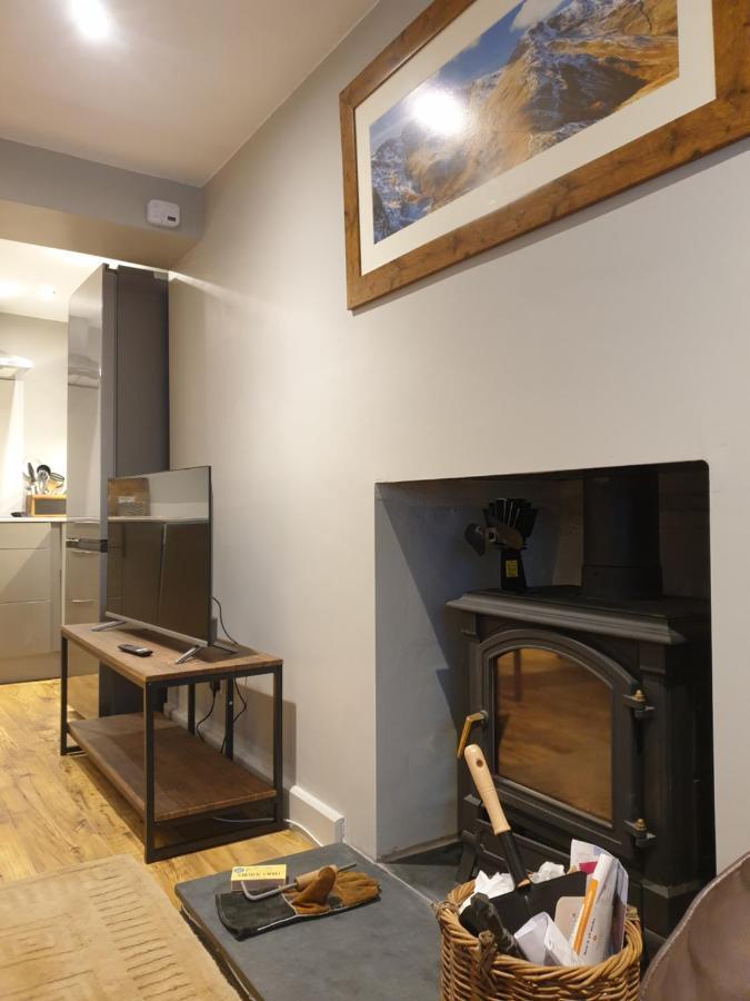No8 3 Bed Cottage Winter Deals Offered 3 Nights Or More Nov-Mar Backbarrow Bilik gambar
