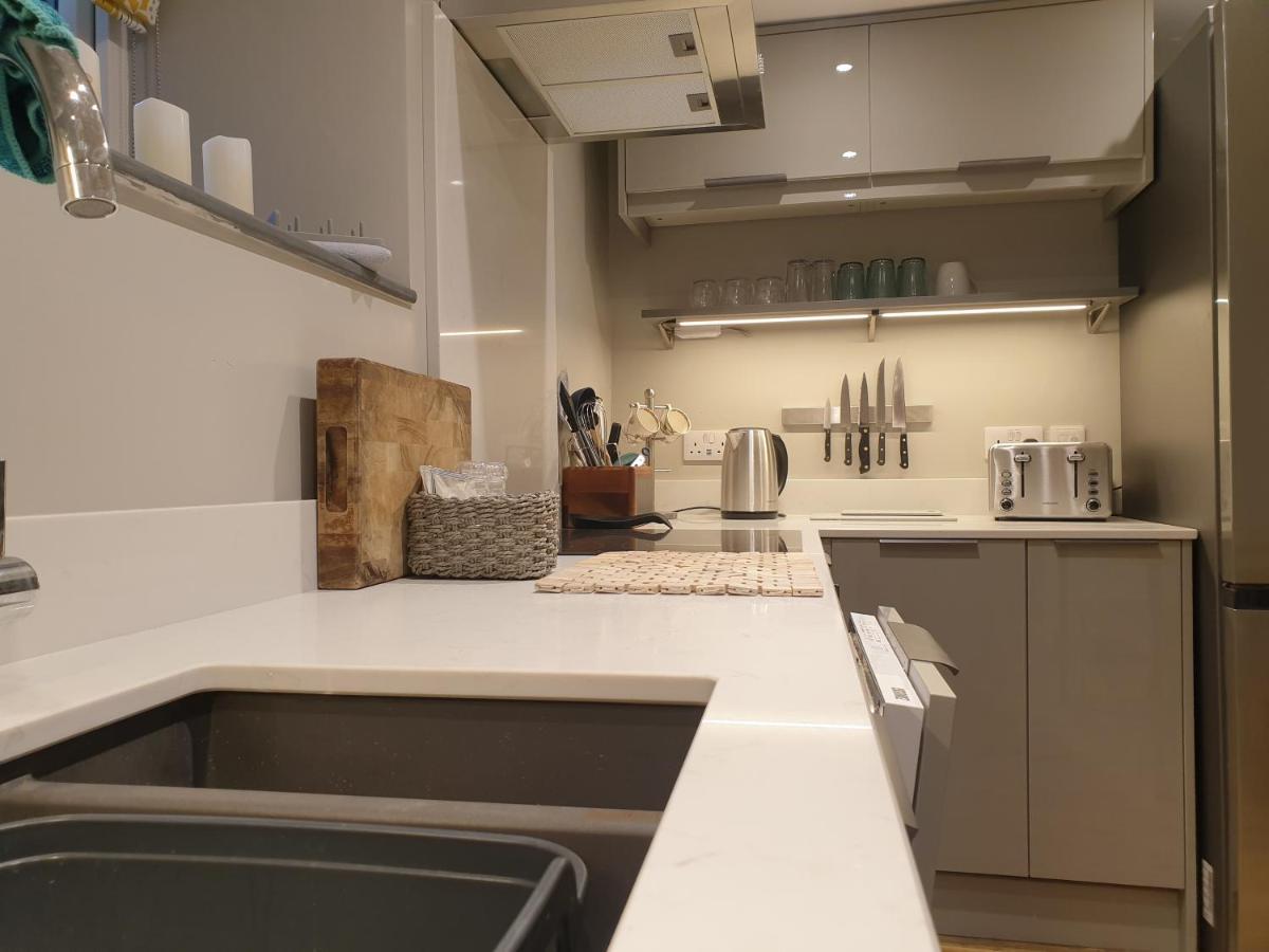 No8 3 Bed Cottage Winter Deals Offered 3 Nights Or More Nov-Mar Backbarrow Bilik gambar